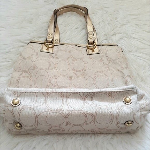 Coach Penelope Linen/Leather Handbag - Picture 5 of 13